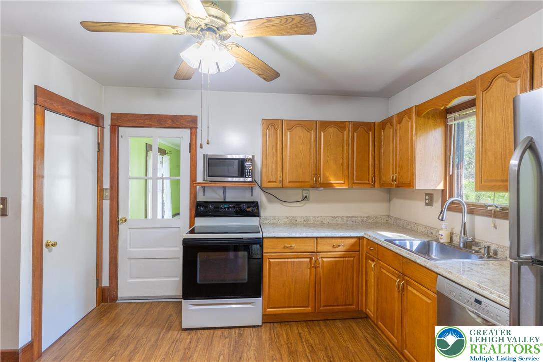 2049 Bushkill Park Drive