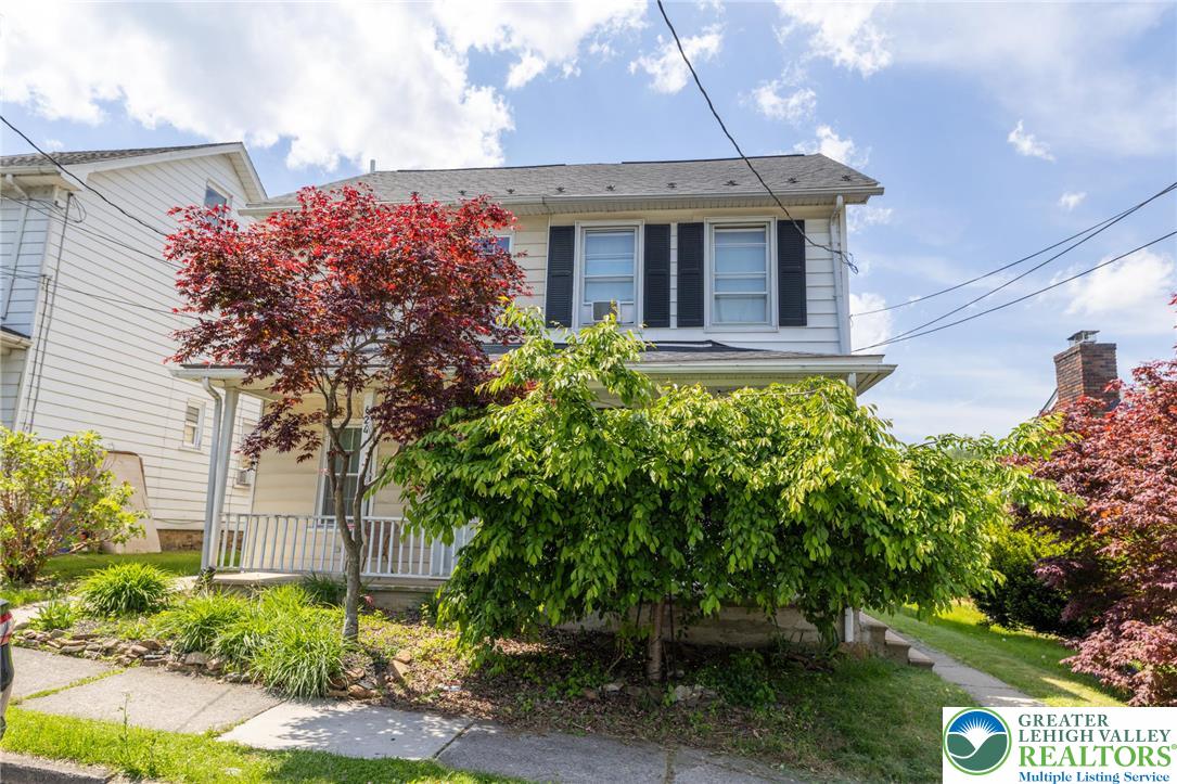 622 Lechauwecki Avenue