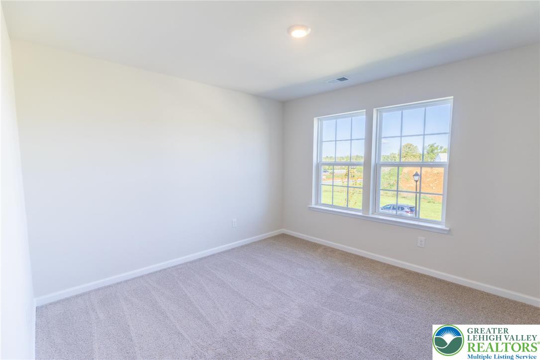 2153 Isabel Lane