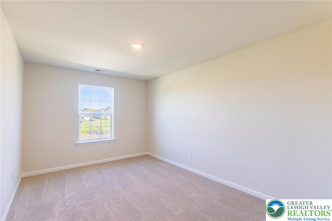 2153 Isabel Lane