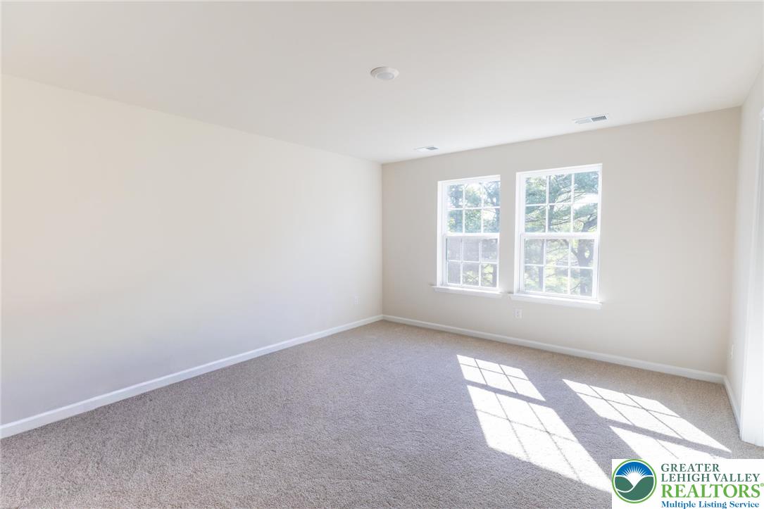 2153 Isabel Lane