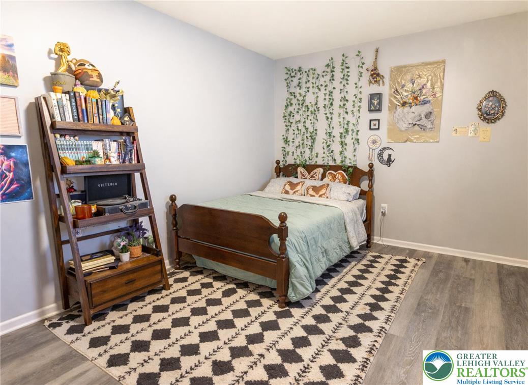 2010 Glendale Avenue A1