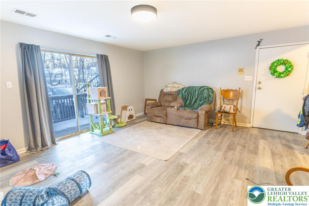 2010 Glendale Avenue A1