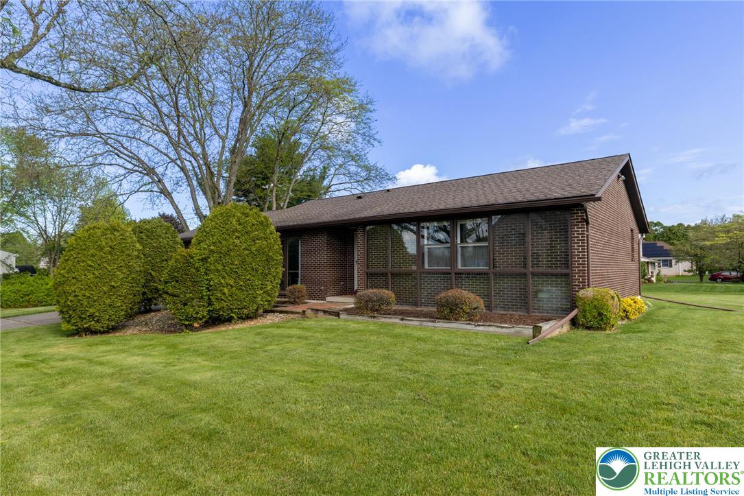 5719 Grouse Drive