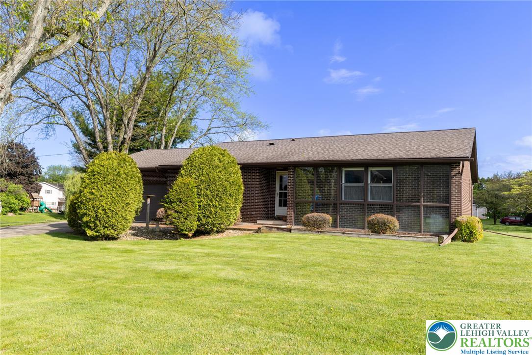 5719 Grouse Drive