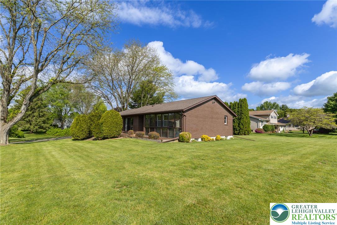 5719 Grouse Drive