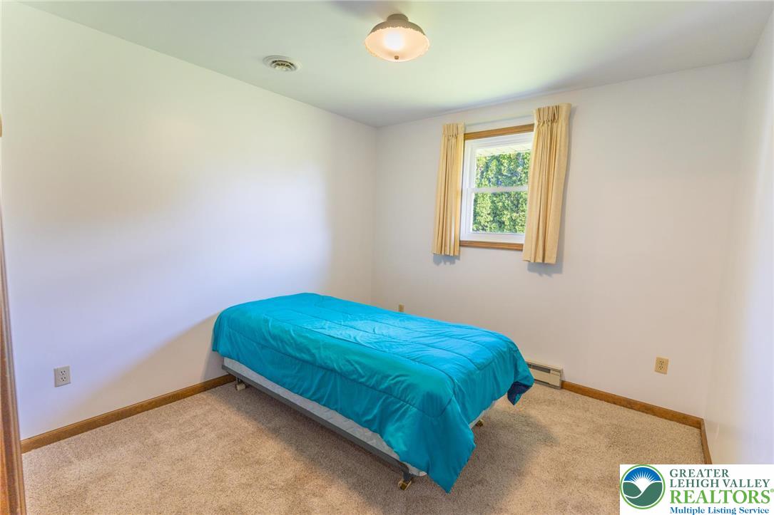 5719 Grouse Drive