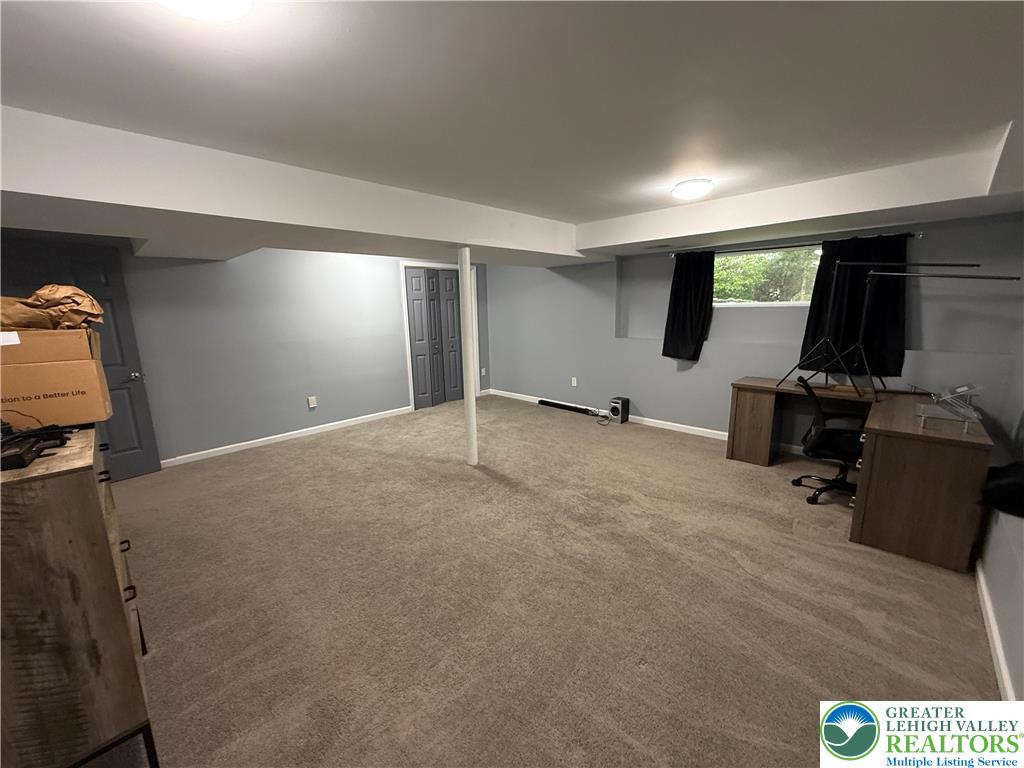 207 Hawks Nest Road