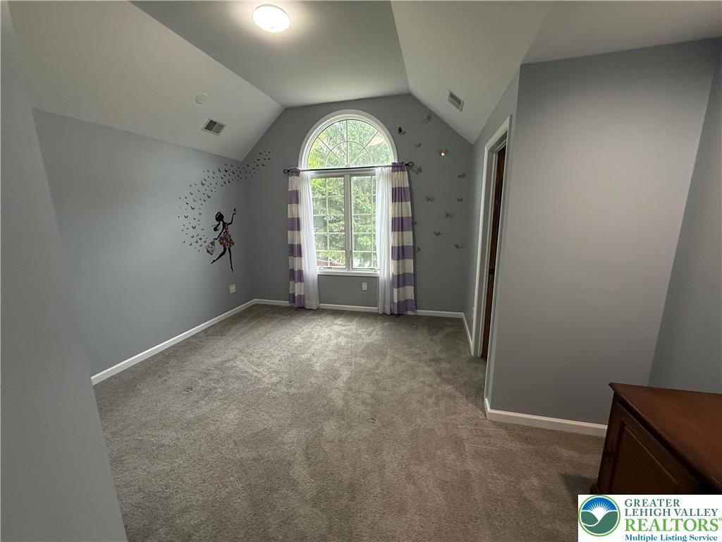207 Hawks Nest Road