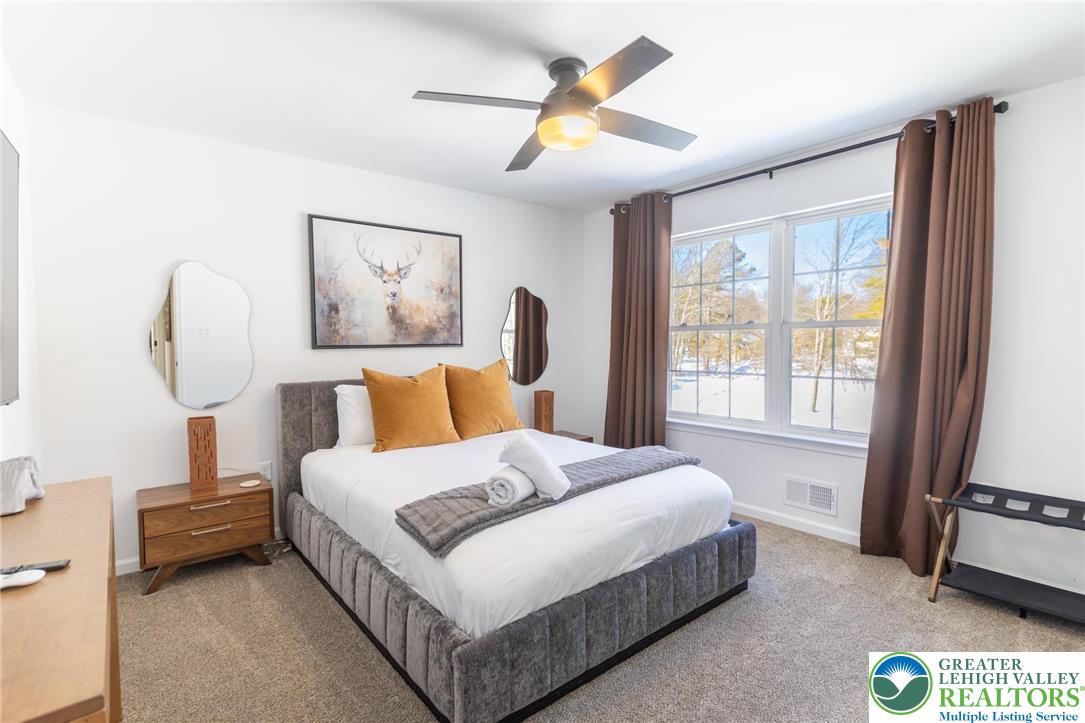Sun Valley Drive 101