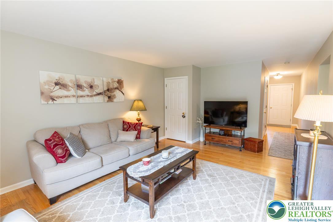 4227 Bedford Drive