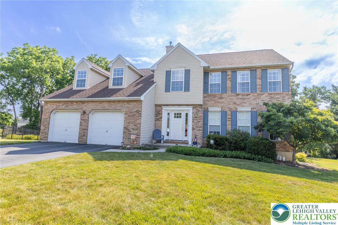 968 Rainbow Drive