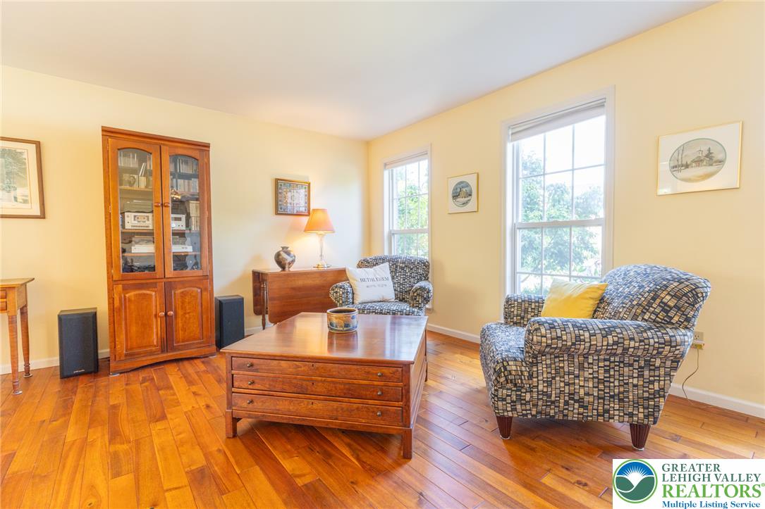 968 Rainbow Drive