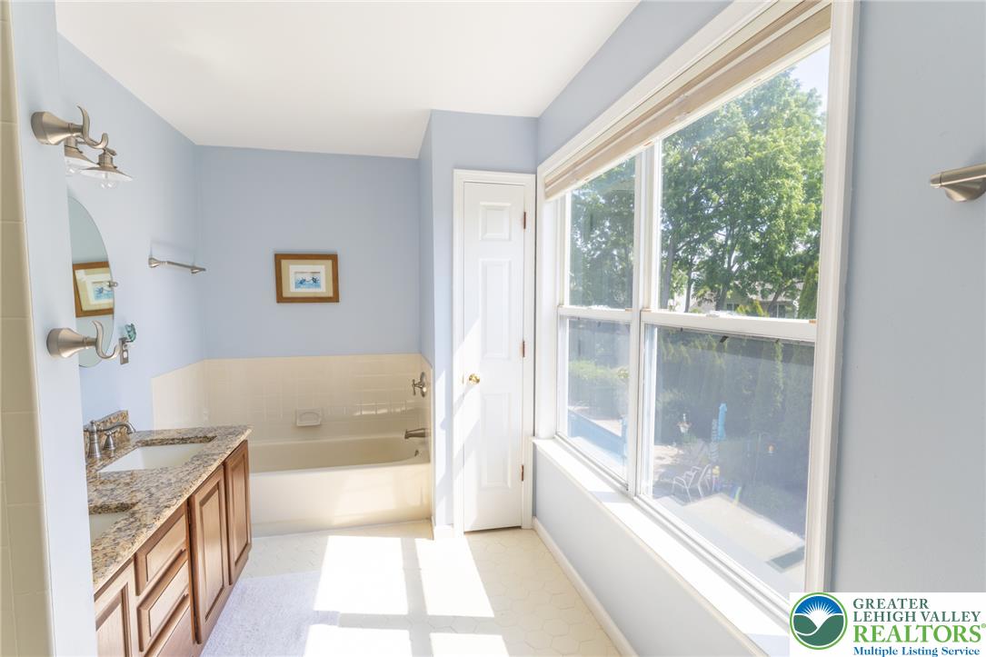 968 Rainbow Drive