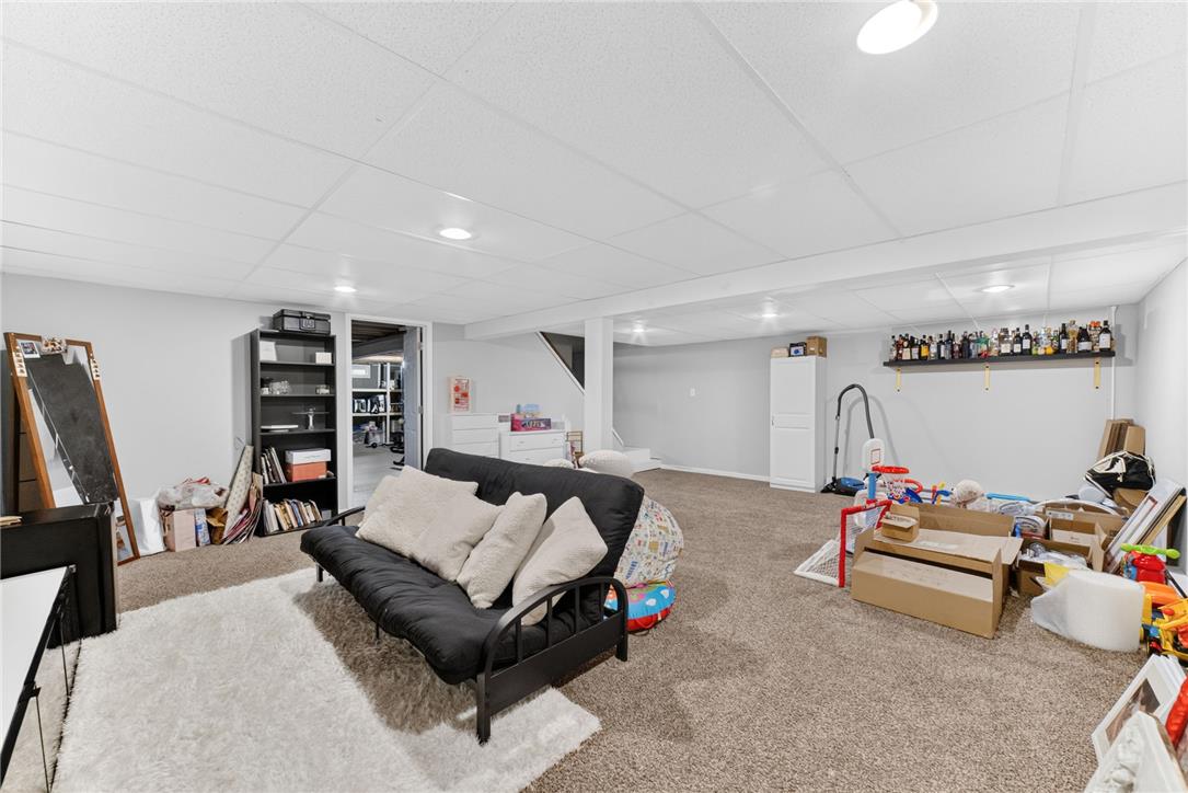 7290 Heather Road