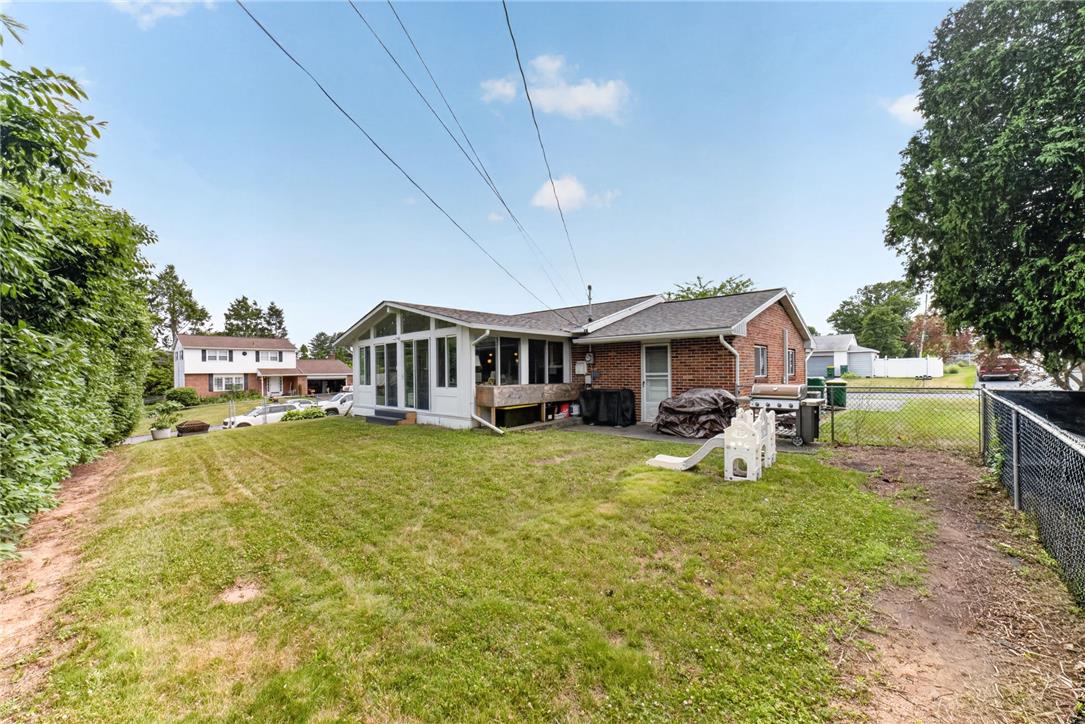 7290 Heather Road