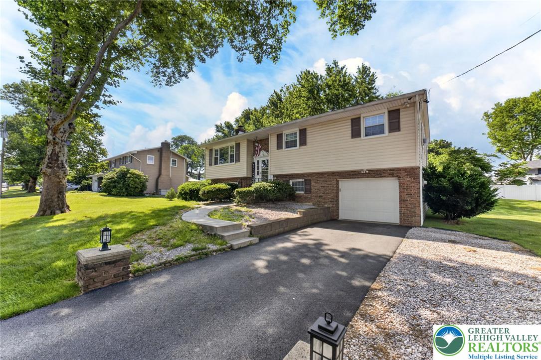 2716 Plymouth Drive