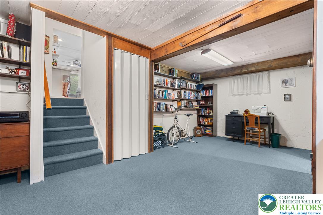 121 Timberlane Drive