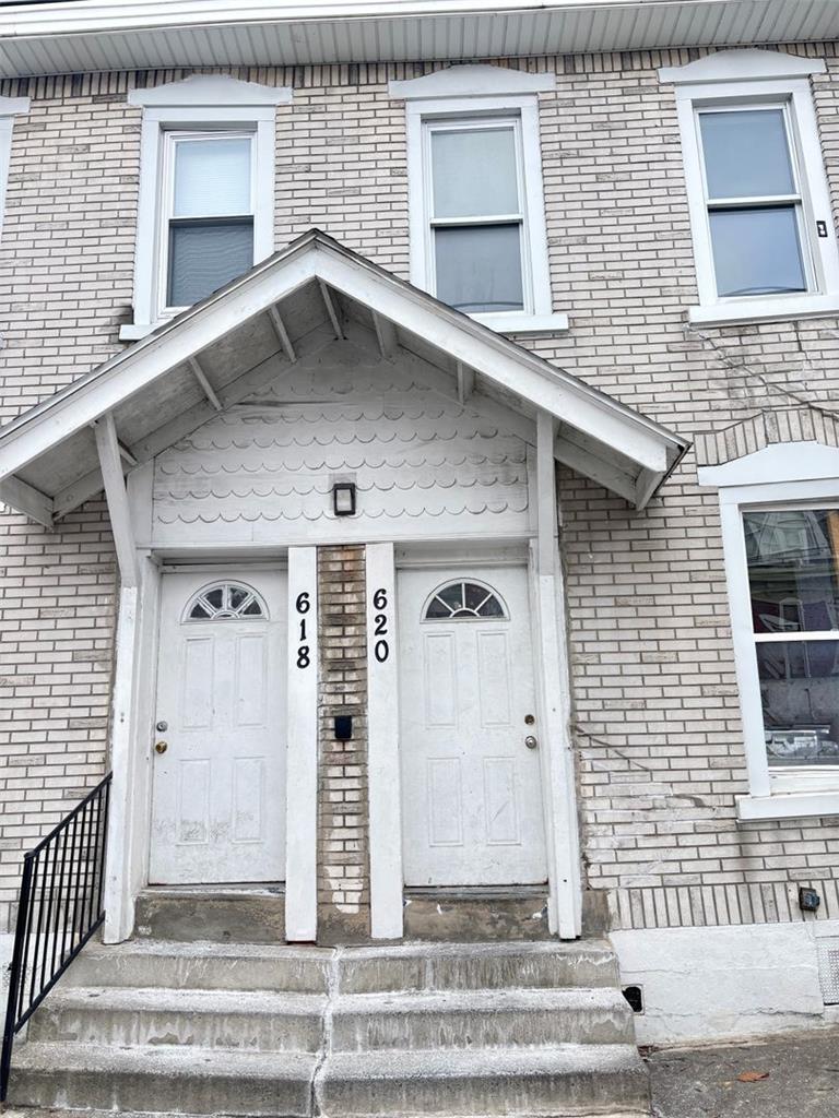 618 Chew West 2F
