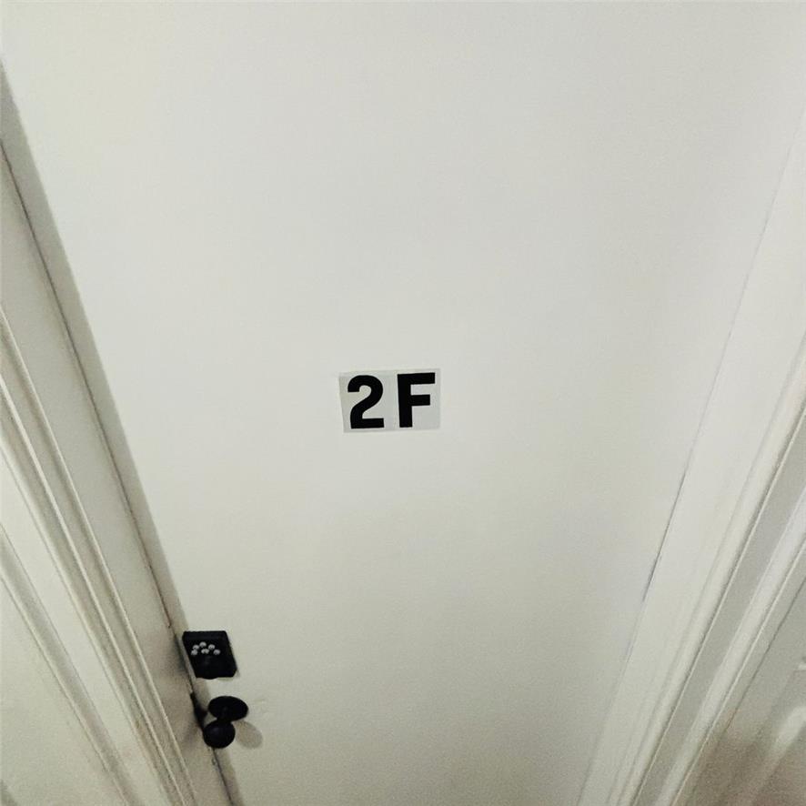 618 Chew West 2F