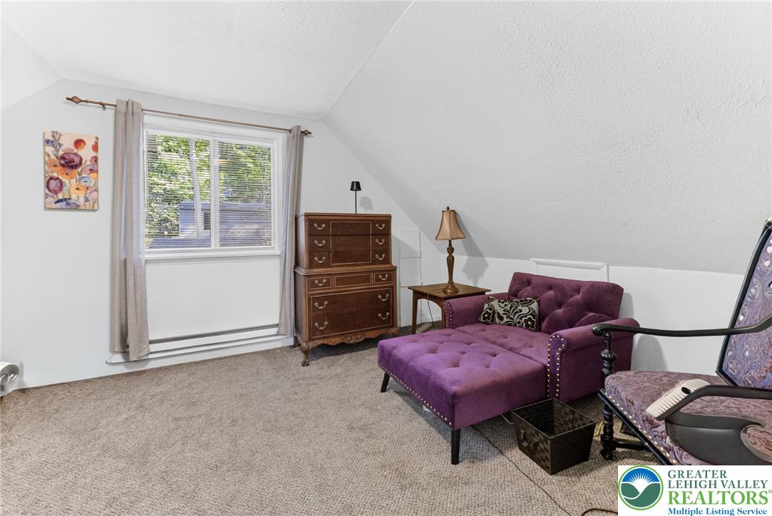 2027 Skyview Terrace