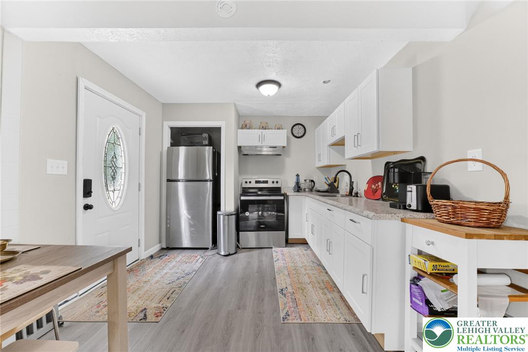 2027 Skyview Terrace