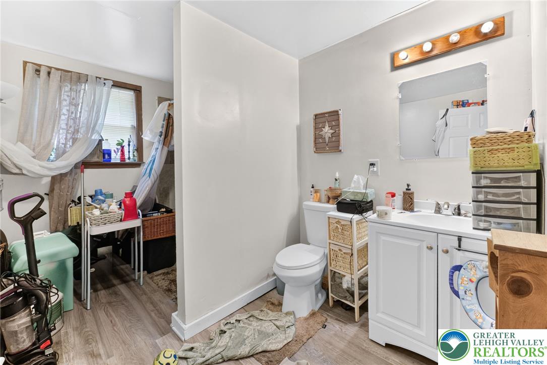 80 Hillside Avenue