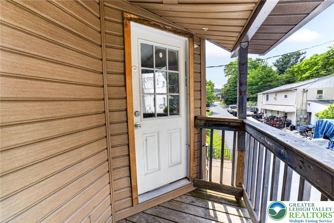 80 Hillside Avenue