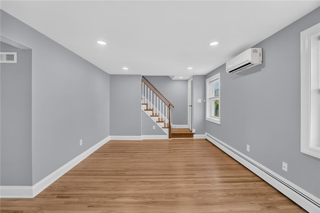 218 7th Street
