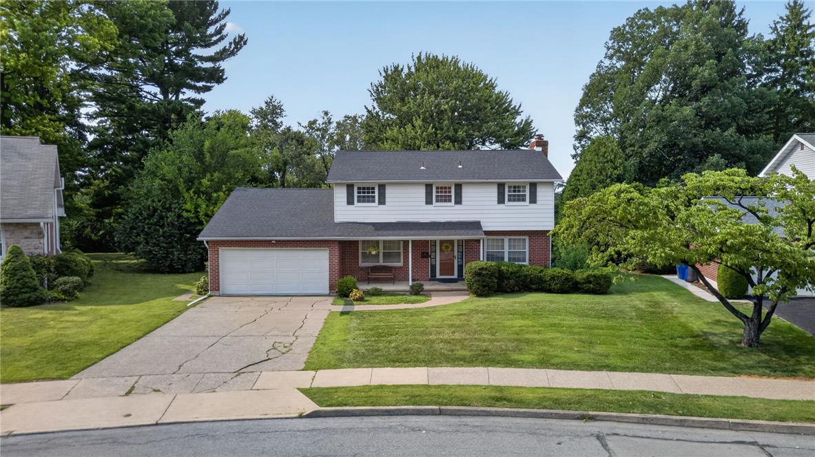 1527 Bayberry Lane