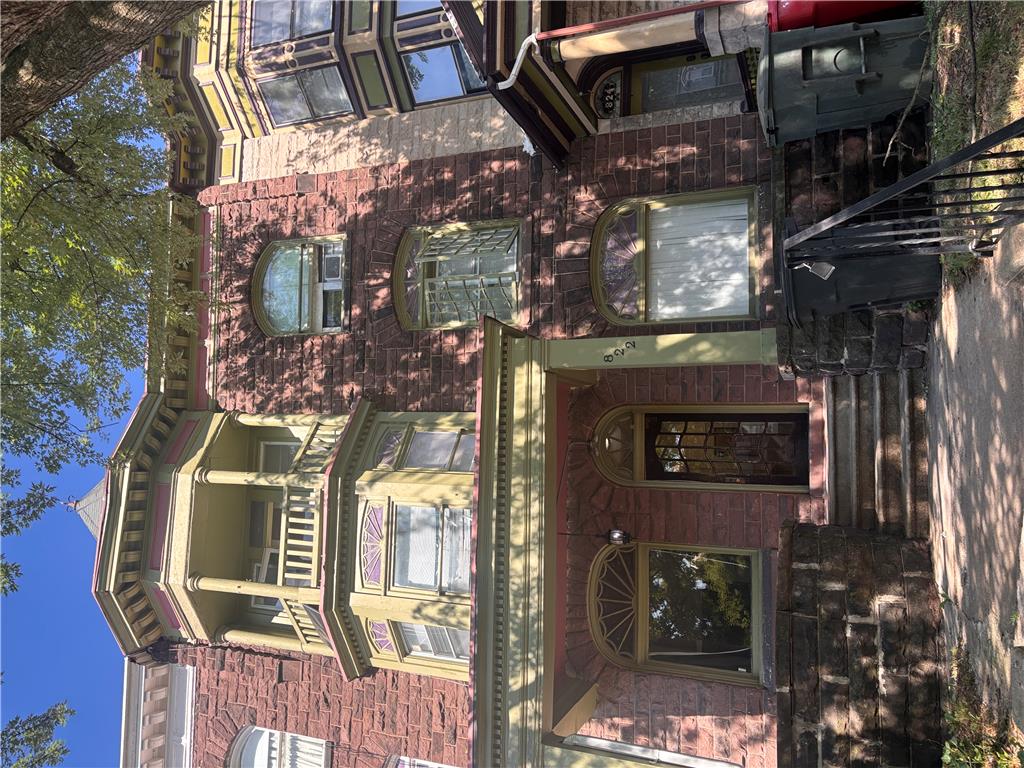 822 5TH North