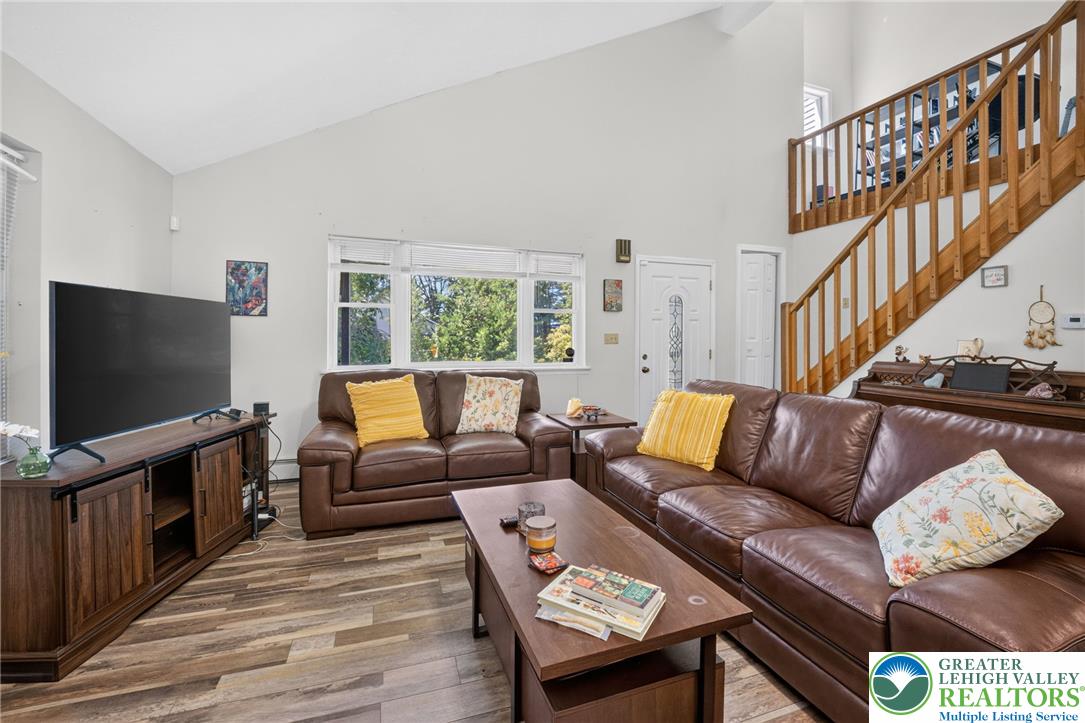 3103 Evergreen Circle