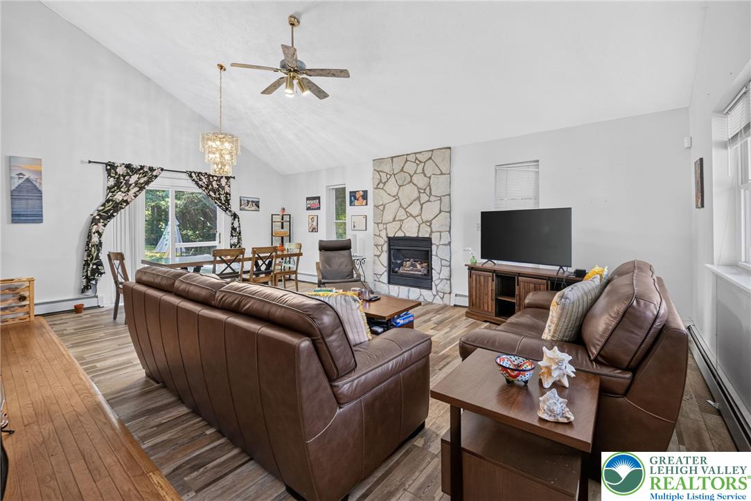 3103 Evergreen Circle