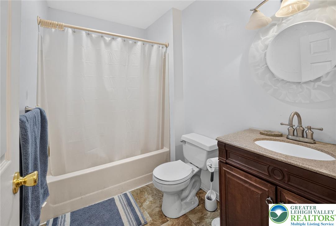 3103 Evergreen Circle