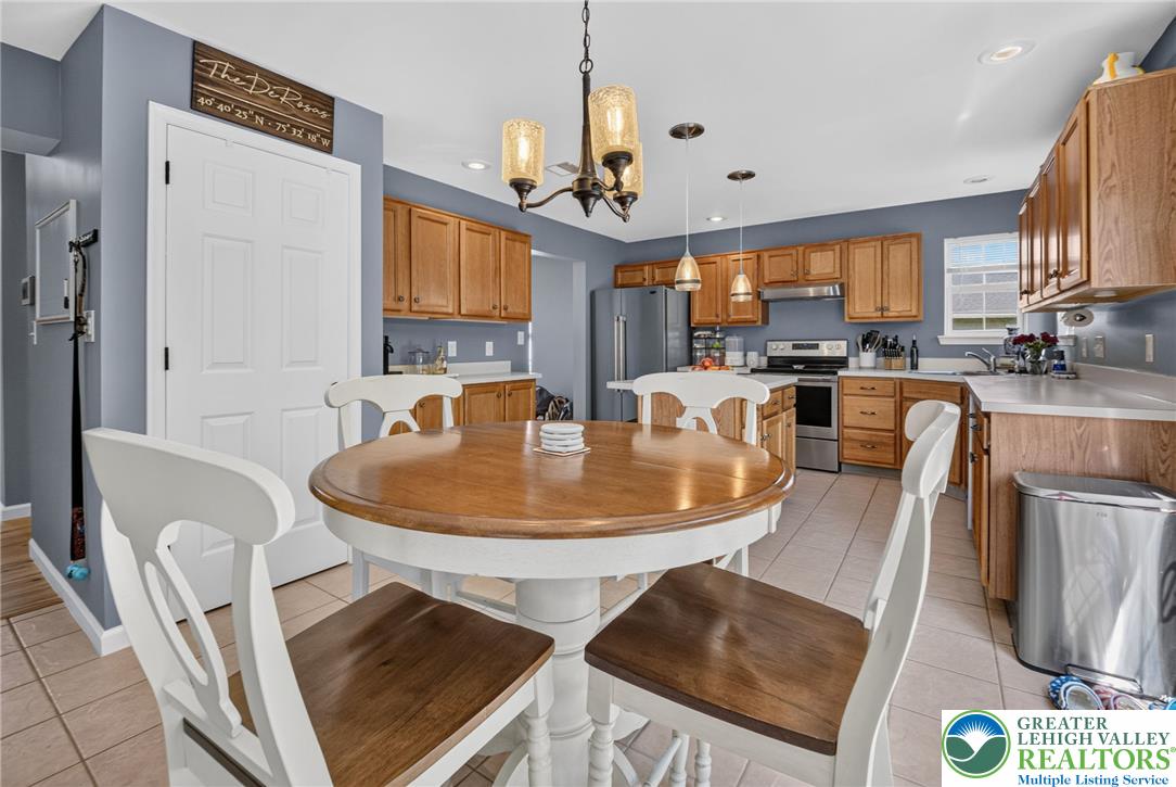 4130 Redbud Drive East