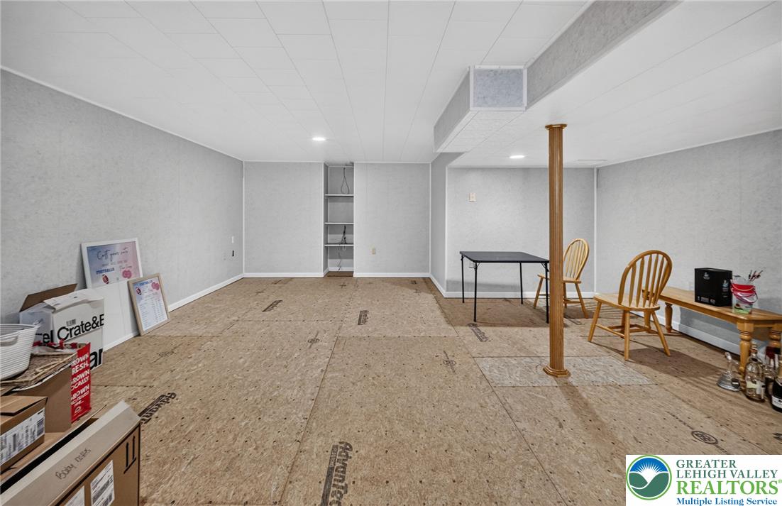 4130 Redbud Drive East