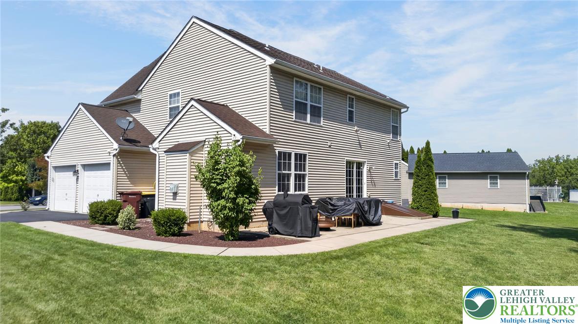 4130 Redbud Drive East
