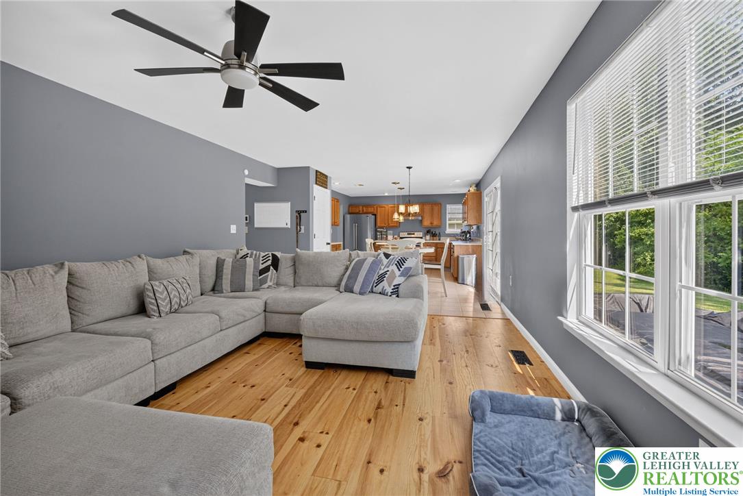 4130 Redbud Drive East