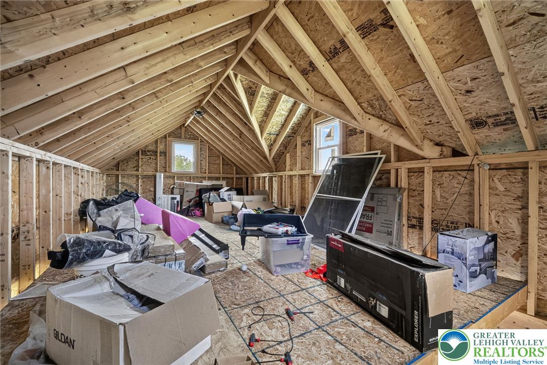 1333 Colony Lane