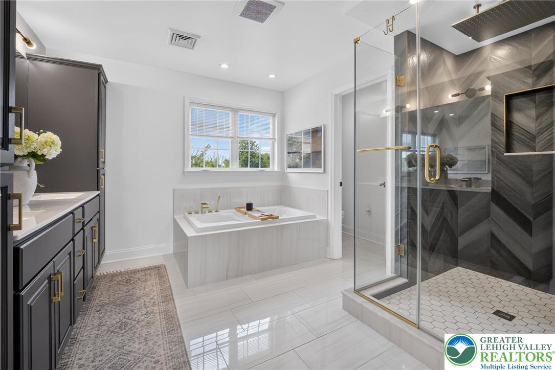 1333 Colony Lane
