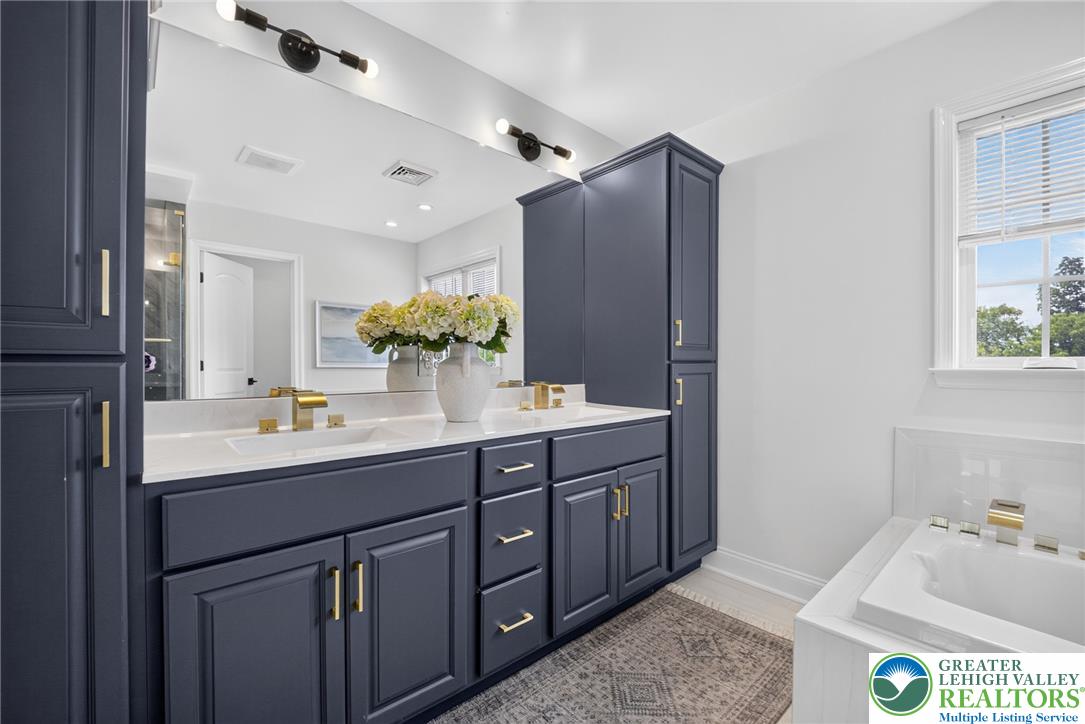 1333 Colony Lane