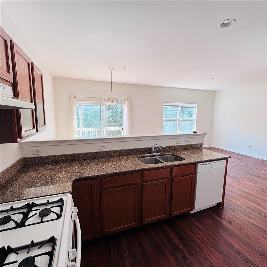 1011 King Way