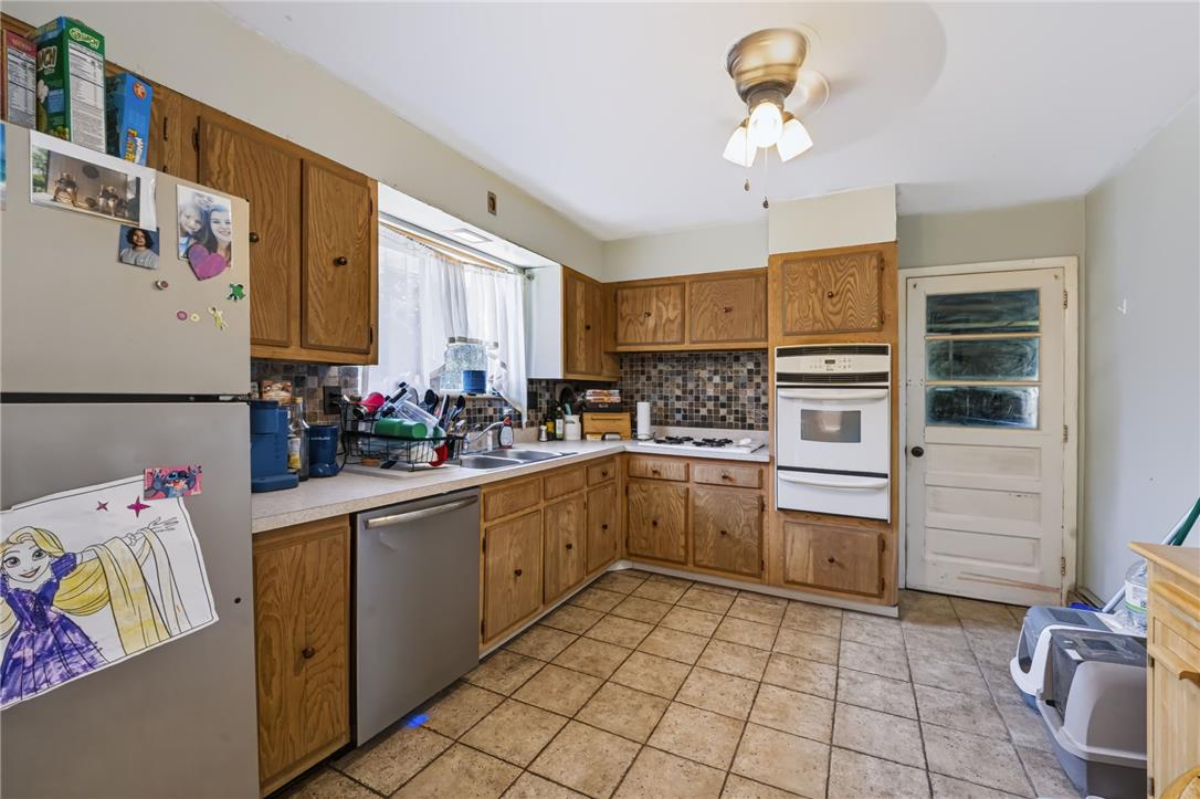 7438 Catalpa Drive
