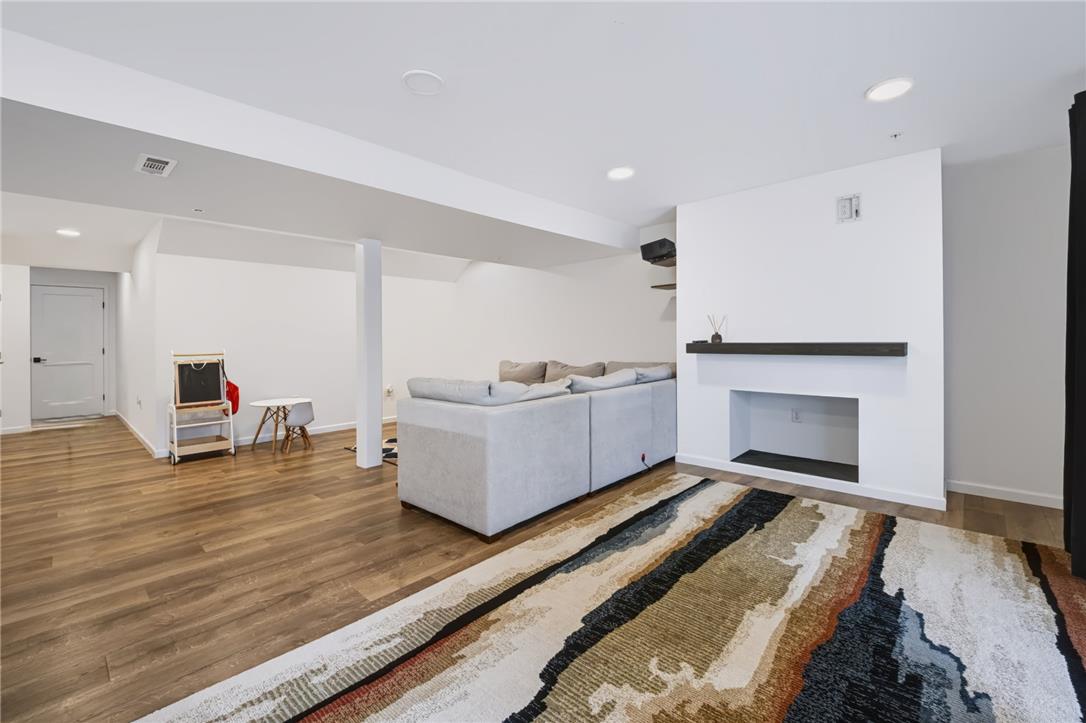 4473 Cottonwood Drive