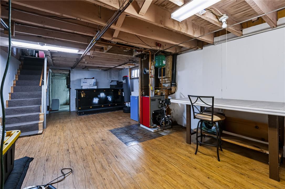 835 Spring Street