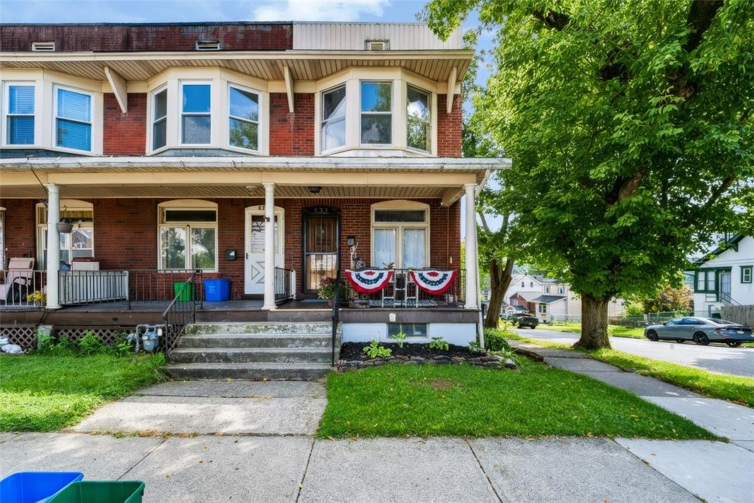 835 Spring Street