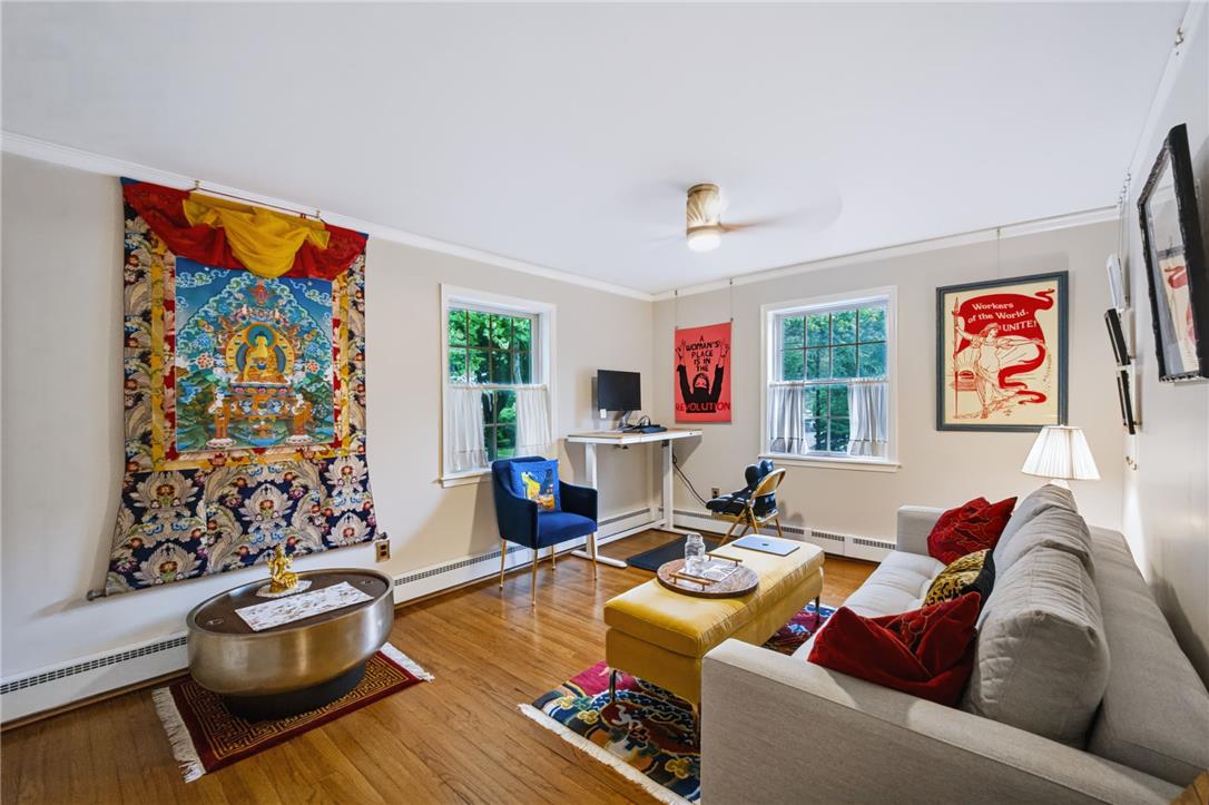 2636 West Greenleaf