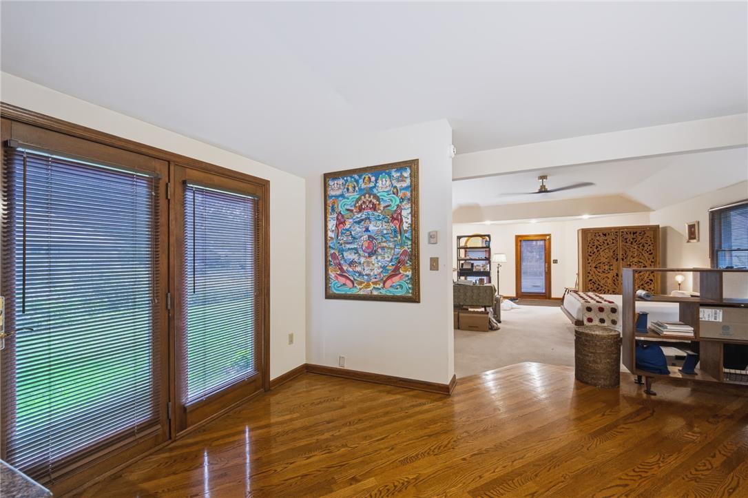 2636 West Greenleaf