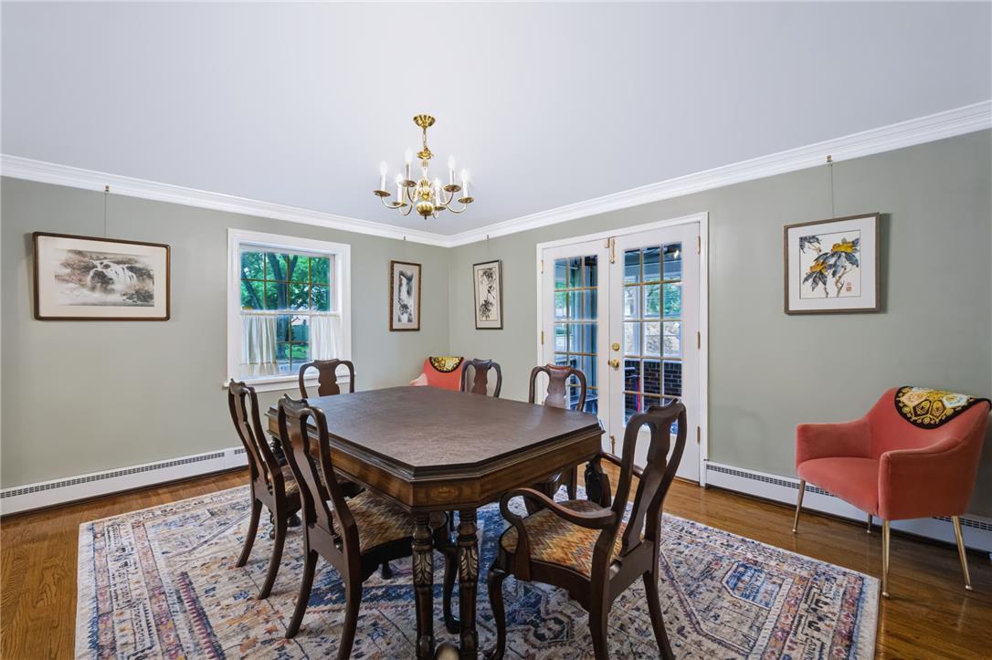 2636 West Greenleaf