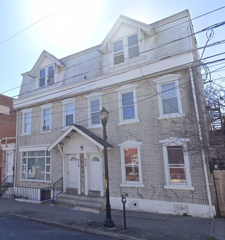 620 West Chew 1F